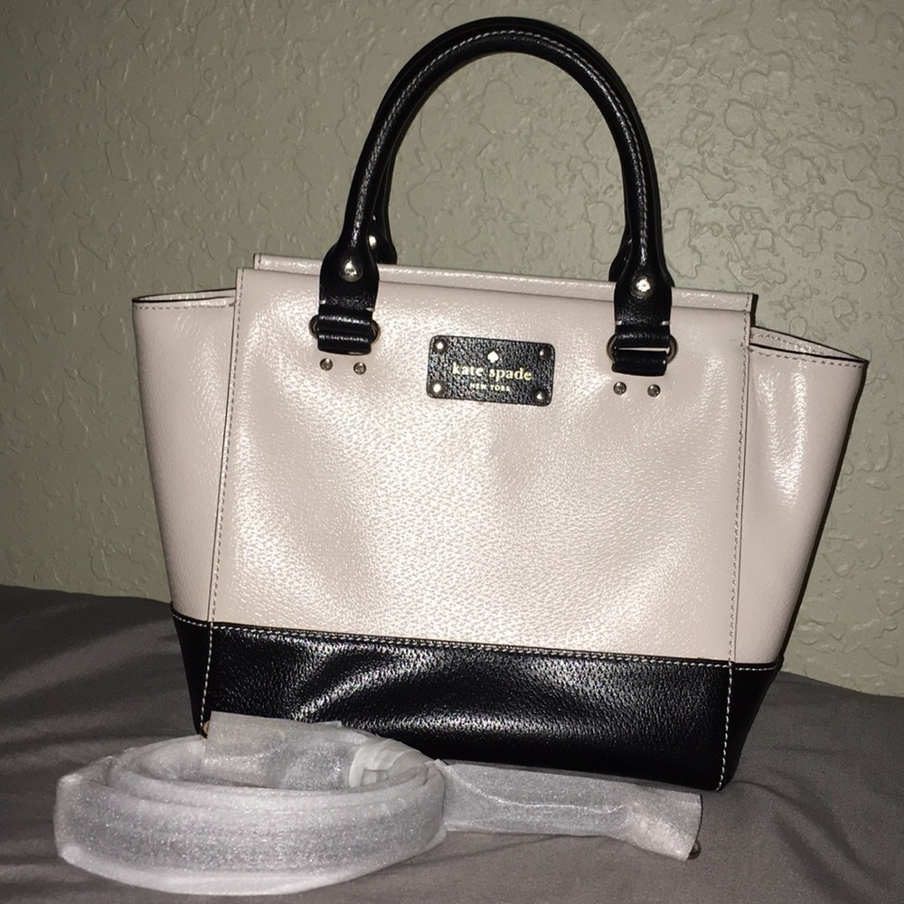 Kate spade purse